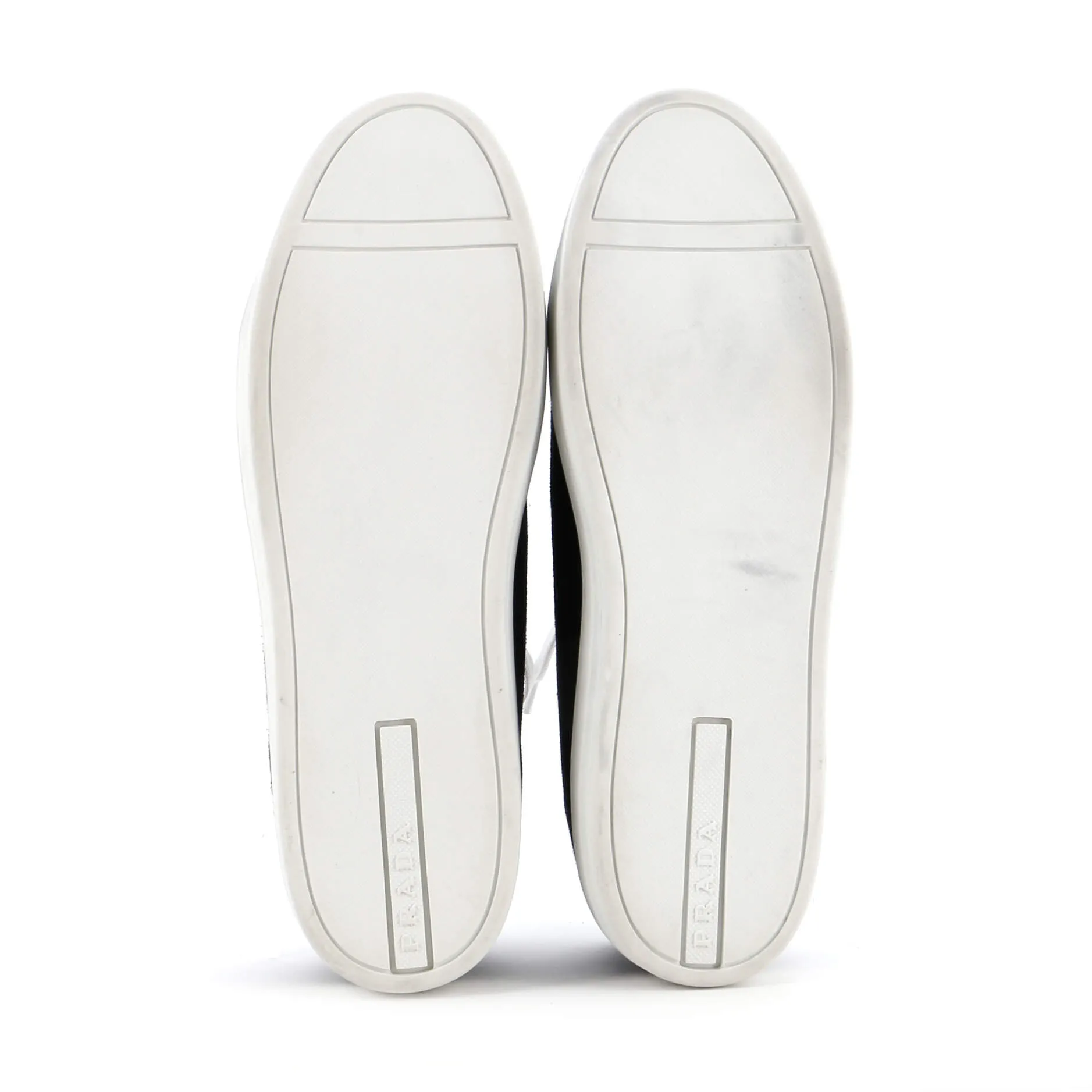 Avenue District Sneakers Suede