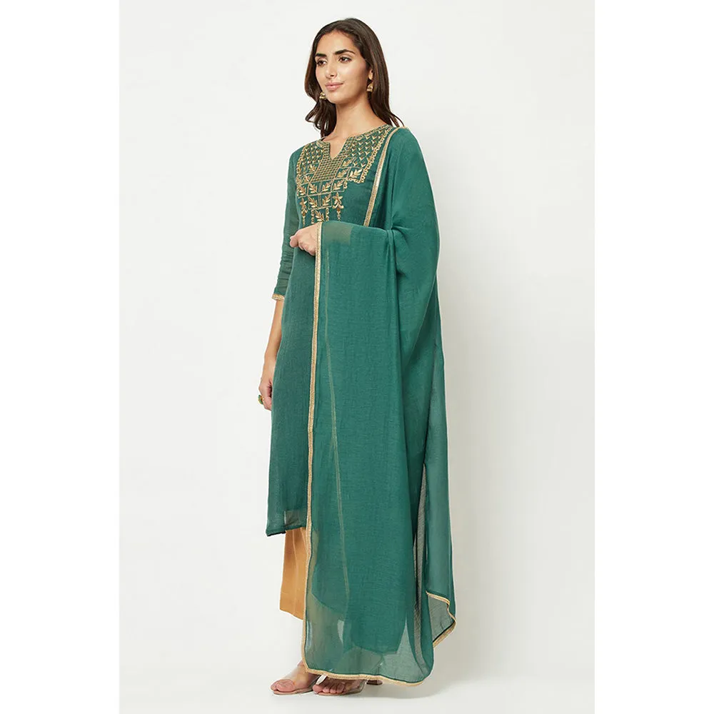 Barara Ethnic Deep Green Embroidered Kurta (Set of 3)