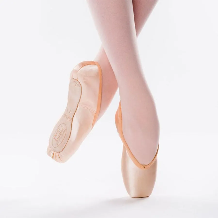 Freed of London Studio Professional Standard Shank Pointe Shoes