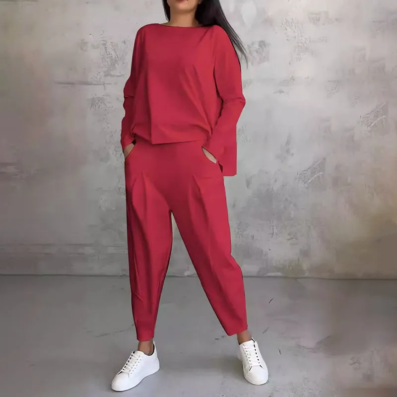 Gaylie - Minimal Lounge Set