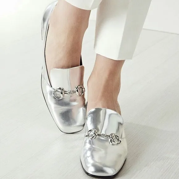 GUCCI METALLIC SILVER HORSEBIT LOAFERS