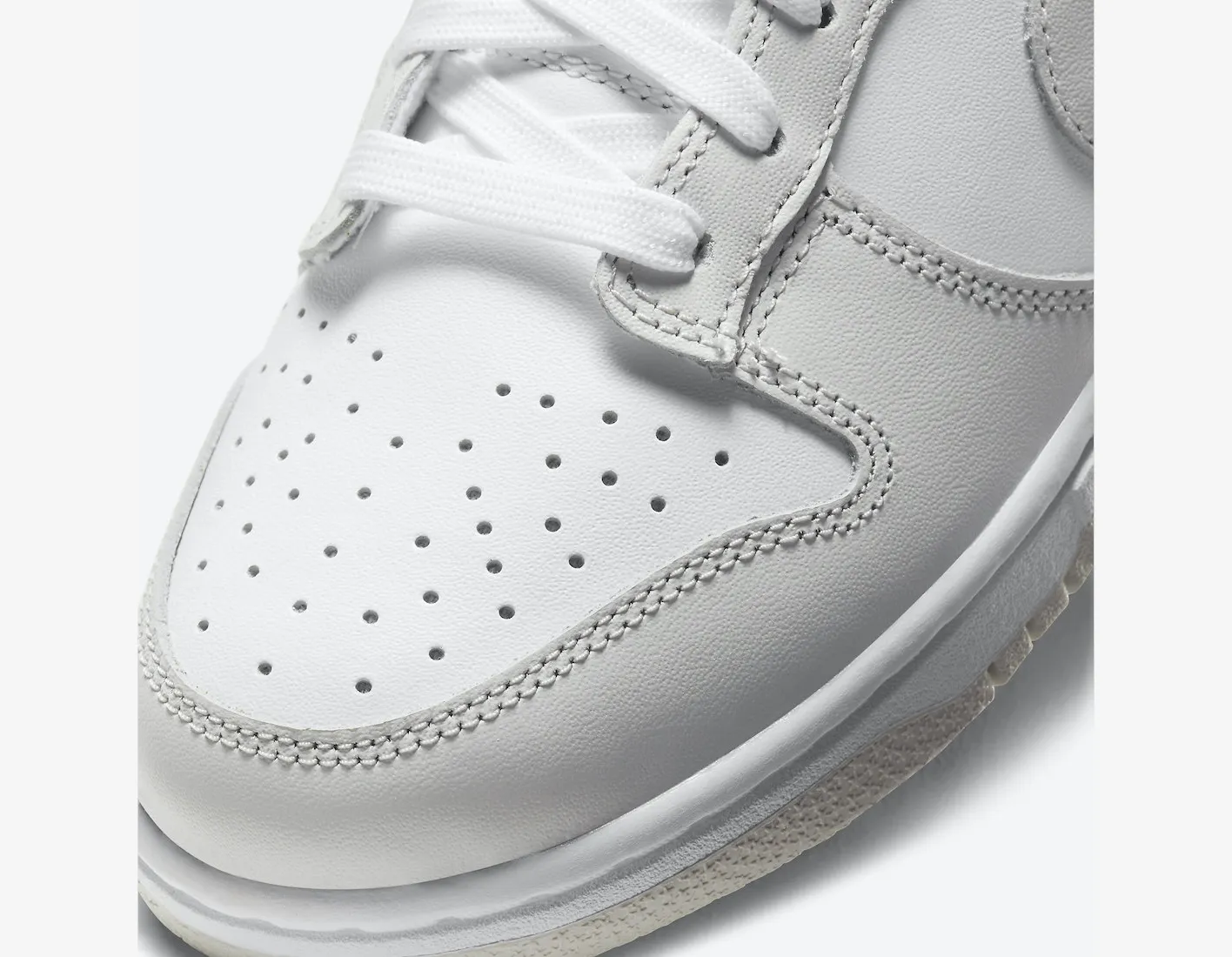 Nike Dunk Low 'Photon Dust'