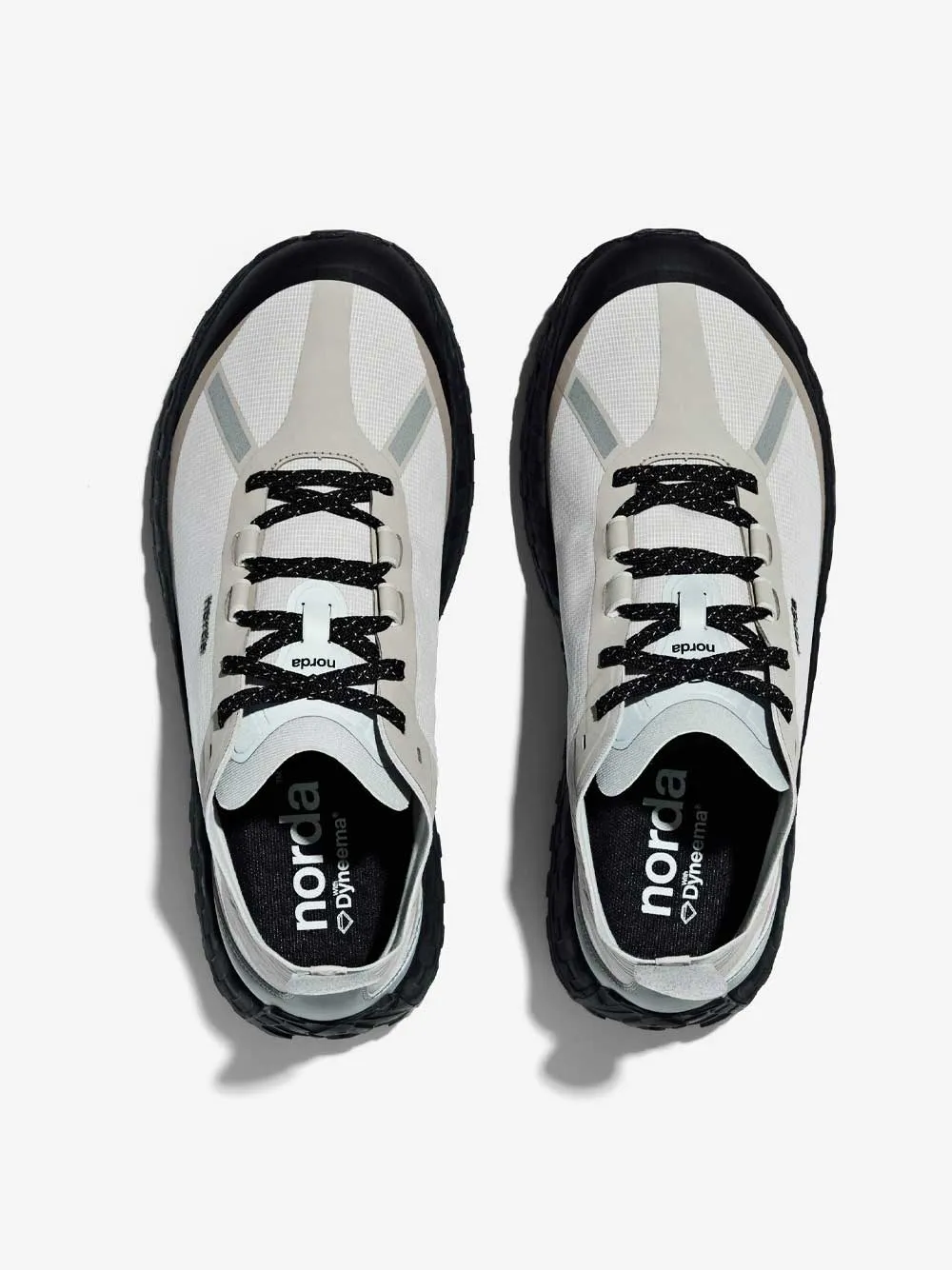 Sneakers "001 Core M"